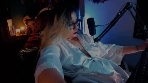 lilithmystic01 online show from 01.20.25