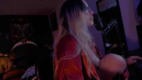 lilithmystic01 online show from 01.24.25