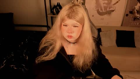 LilithNelson online show from 10.07.25