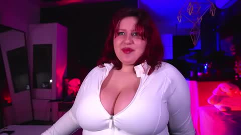 Snapshot of liliya_moon chatting on 01.15.26 Liliya moon online show from 01.15.26