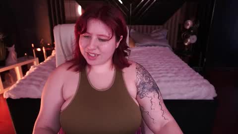 Snapshot of liliyamoon chatting on 11.27.25 Liliya online show from 11.27.25