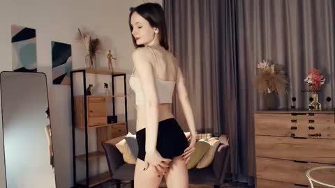 Kiti online show from 10.20.25