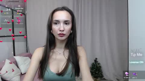 Snapshot of lillian_clark7 chatting on 01.06.25 Lillian online show from 01.06.25