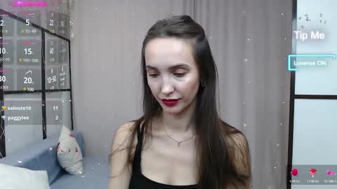 Snapshot of lillian_clark7 chatting on 02.11.25 Lillian online show from 02.11.25