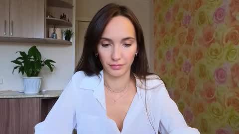 Snapshot of lillian_clark7 chatting on 10.11.25 Lillian online show from 10.11.25