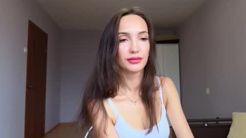 Snapshot of lillian_clark7 chatting on 10.31.25 Lillian online show from 10.31.25