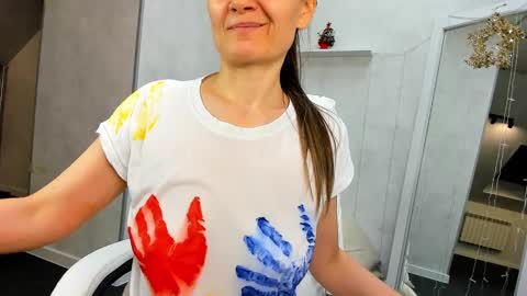 Snapshot of lillian_white1 chatting on 01.09.25 lillian_white1 online show from 01.09.25