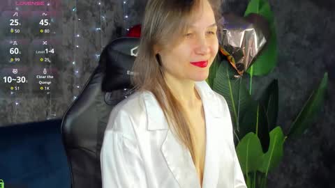 lillian_white1 online show from 02.24.26