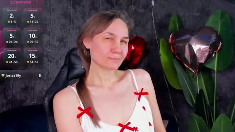 lillian_white1 online show from 03.07.26