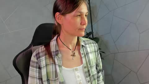 lillian_white1 online show from 05.08.26