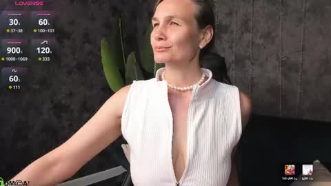 lillian_white1 online show from 07.07.26