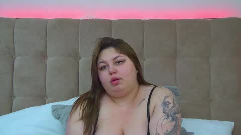 LillianHaig online show from 02.10.25