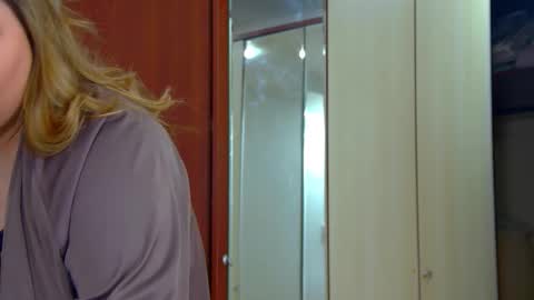 LillianHaig online show from 02.04.26