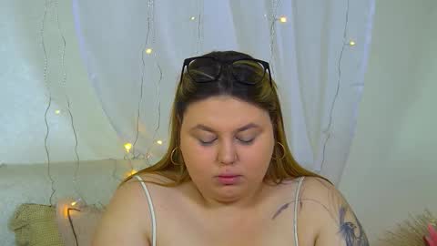 LillianHaig online show from 03.18.26