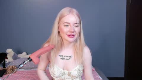 lillie_berry online show from 04.25.26