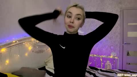 LilliMoore online show from 02.03.26