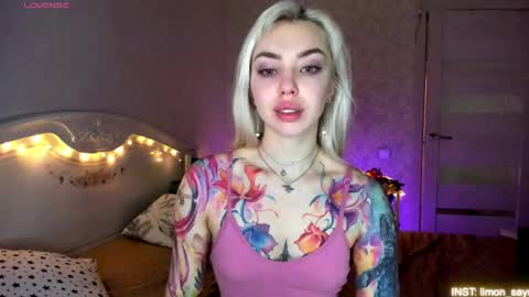 LilliMoore online show from 04.26.26