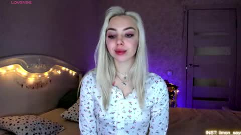LilliMoore online show from 05.13.26