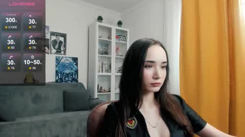 Snapshot of lillllos chatting on 11.27.25 Lillllos online show from 11.27.25