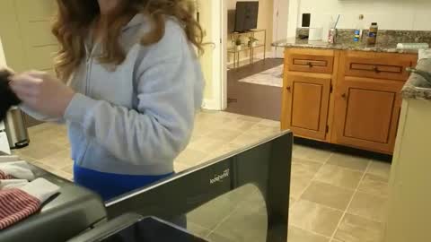 lilly_adams88 online show from 05.12.26