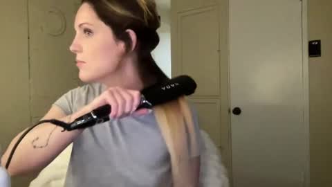 lilly_adams88 online show from 06.11.26