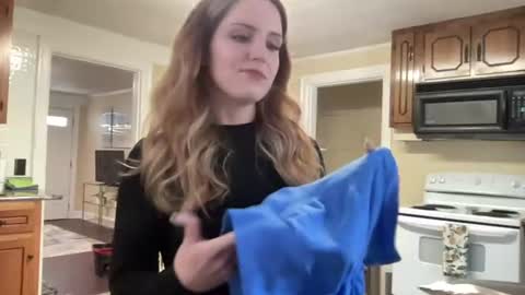 lilly_adams88 online show from 06.19.26
