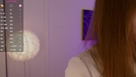 Lilly Colins online show from 03.07.25