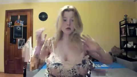 Lilly Depp online show from 03.21.26