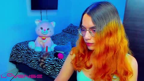 Lilly3 online show from 04.06.26