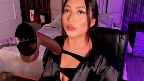 Lilly Ortiz online show from 12.05.25