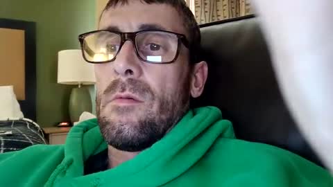 Snapshot of lilmacthecat484280 chatting on 10.12.25 lilmacthecat484280 online show from 10.12.25