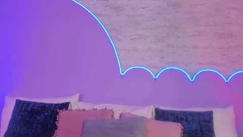 Lilou online show from 09.23.25