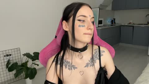 Snapshot of lilpresident chatting on 12.20.24 lilpresident online show from 12.20.24