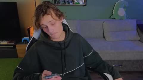 lilteddyboy online show from 10.14.25