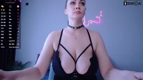 Elena  Helen Moore online show from 07.12.26