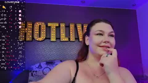 Lilu online show from 08.04.26