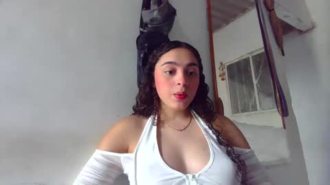 Snapshot of lily_anal_squirt chatting on 02.05.25 lily_anal_squirt online show from 02.05.25