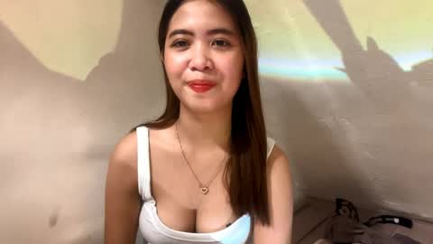 lily_blush_ online show from 04.28.26