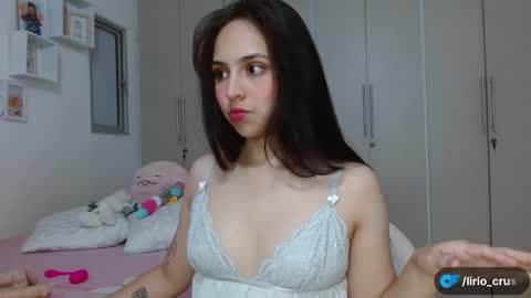 Snapshot of lily_crushx chatting on 12.31.24 Lirio         online show from 12.31.24