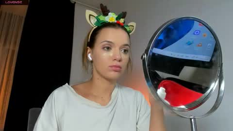 Snapshot of lily_dallass chatting on 01.10.26 lily_dallass online show from 01.10.26