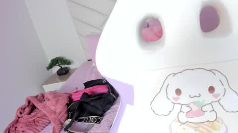 Snapshot of lily_evil chatting on 03.12.25 online show from 03.12.25