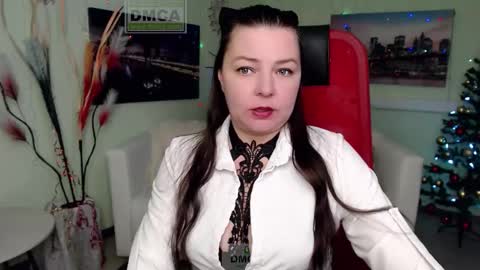 Lily online show from 12.17.25