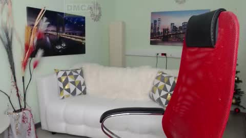 Lily online show from 01.06.26