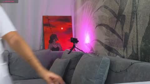 Lily online show from 12.23.24