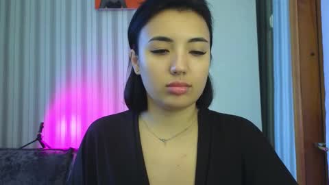 Lily online show from 09.20.25