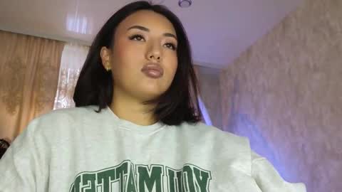 Snapshot of lily_foster_ chatting on 01.06.26 Lily online show from 01.06.26