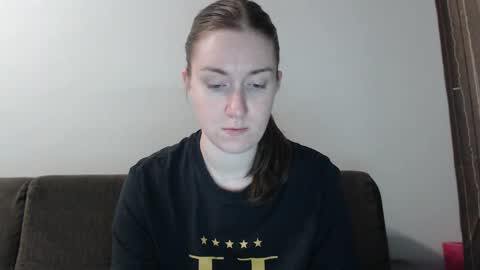 Snapshot of lily_love_x chatting on 01.08.25 lily_love_x online show from 01.08.25