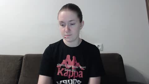 Snapshot of lily_love_x chatting on 02.09.25 lily_love_x online show from 02.09.25