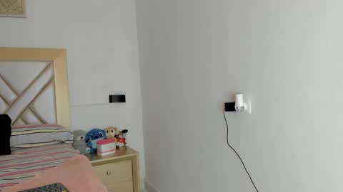 Snapshot of lily_noir_ chatting on 04.08.26 lily_noir_ online show from 04.08.26