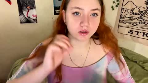 Snapshot of lily_shamy chatting on 12.04.24 Alice online show from 12.04.24